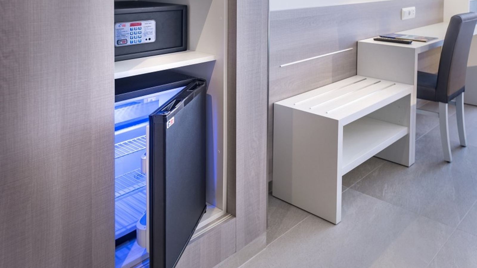 rooms-double-standard-room-balcony-or-terrace