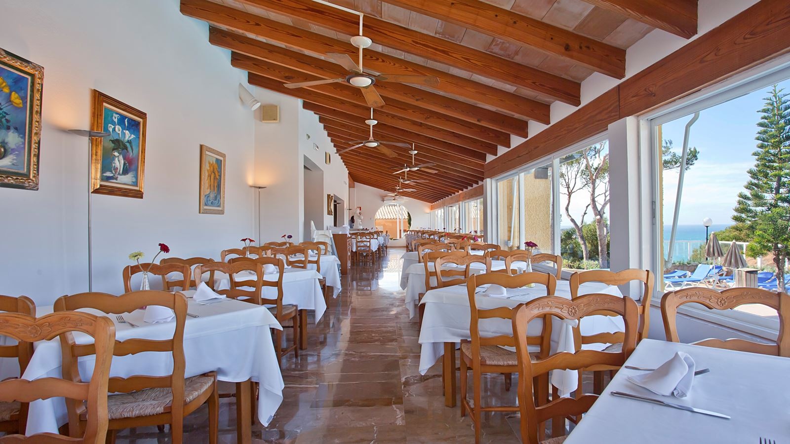 restaurants-main-restaurant