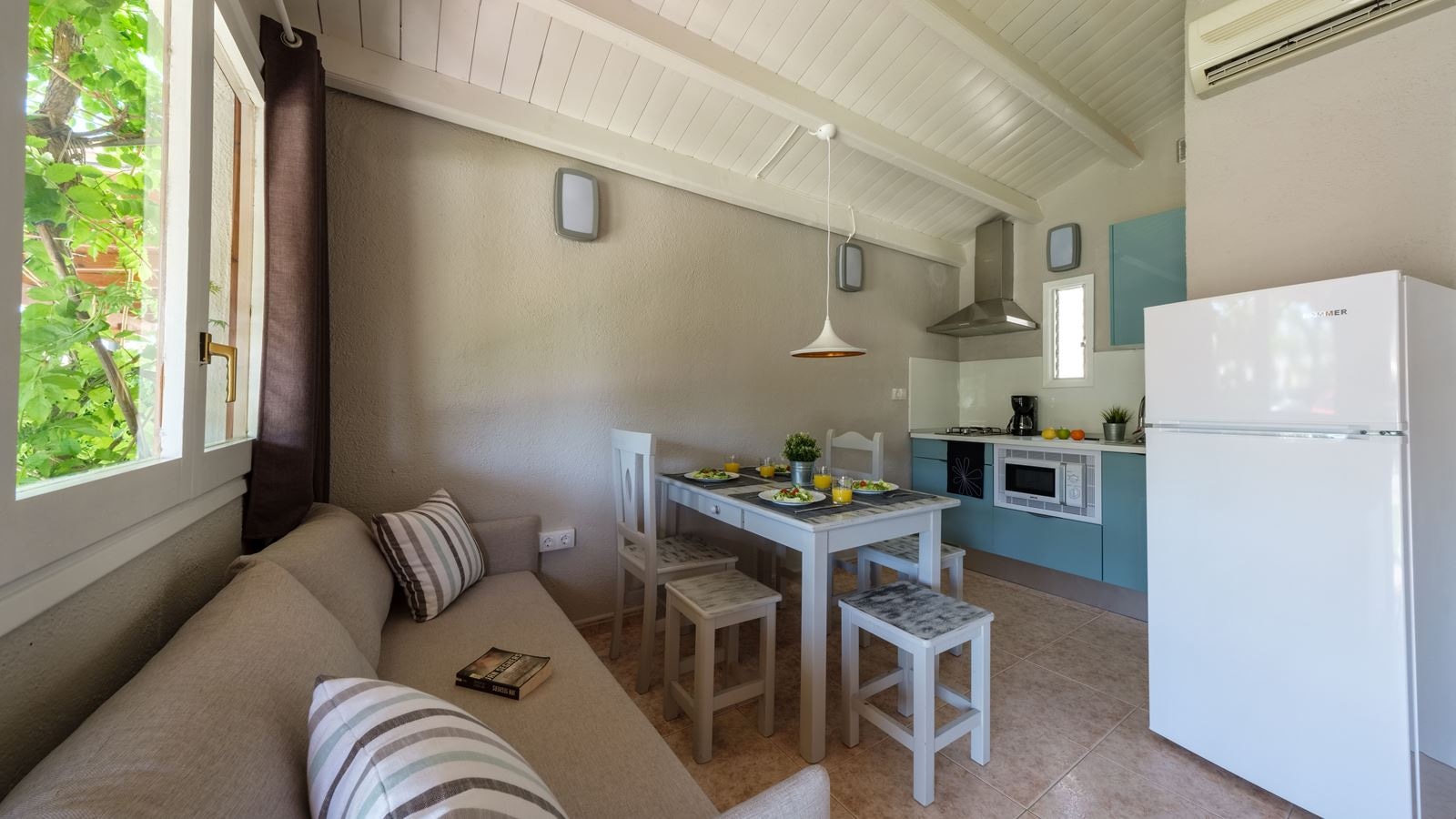 rooms-bungalow-45-pax