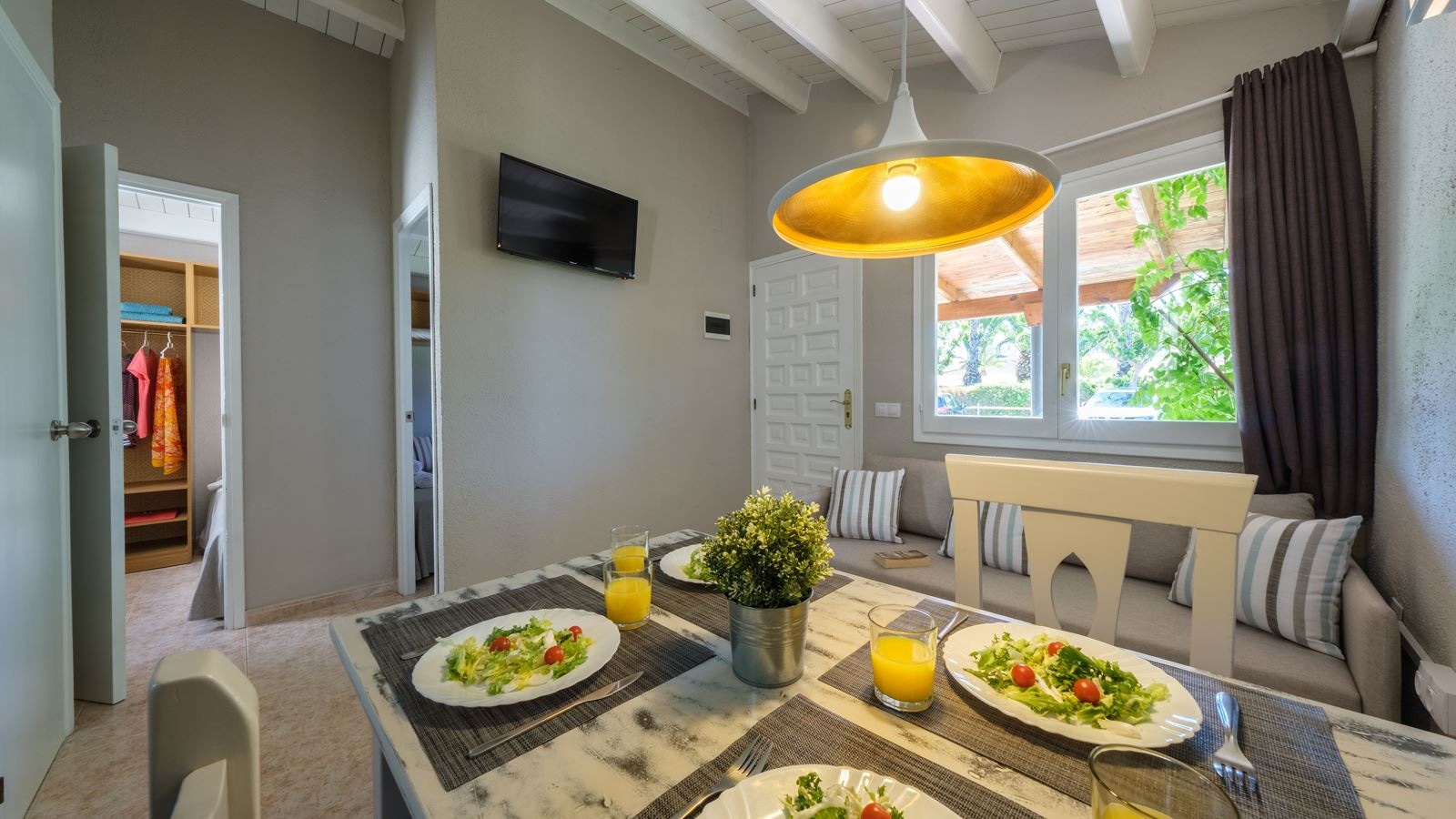 rooms-bungalow-45-pax