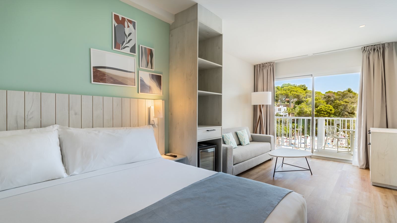 rooms-family-sea-view