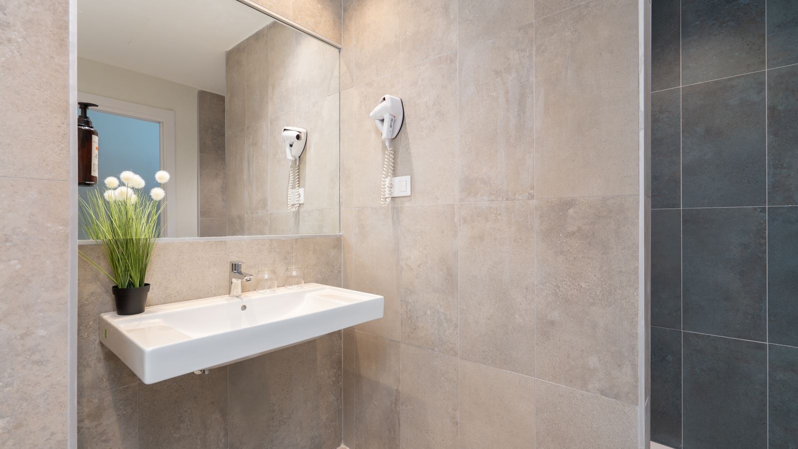 rooms-double-deluxe-room-with-balcony-or-terrace-dxe