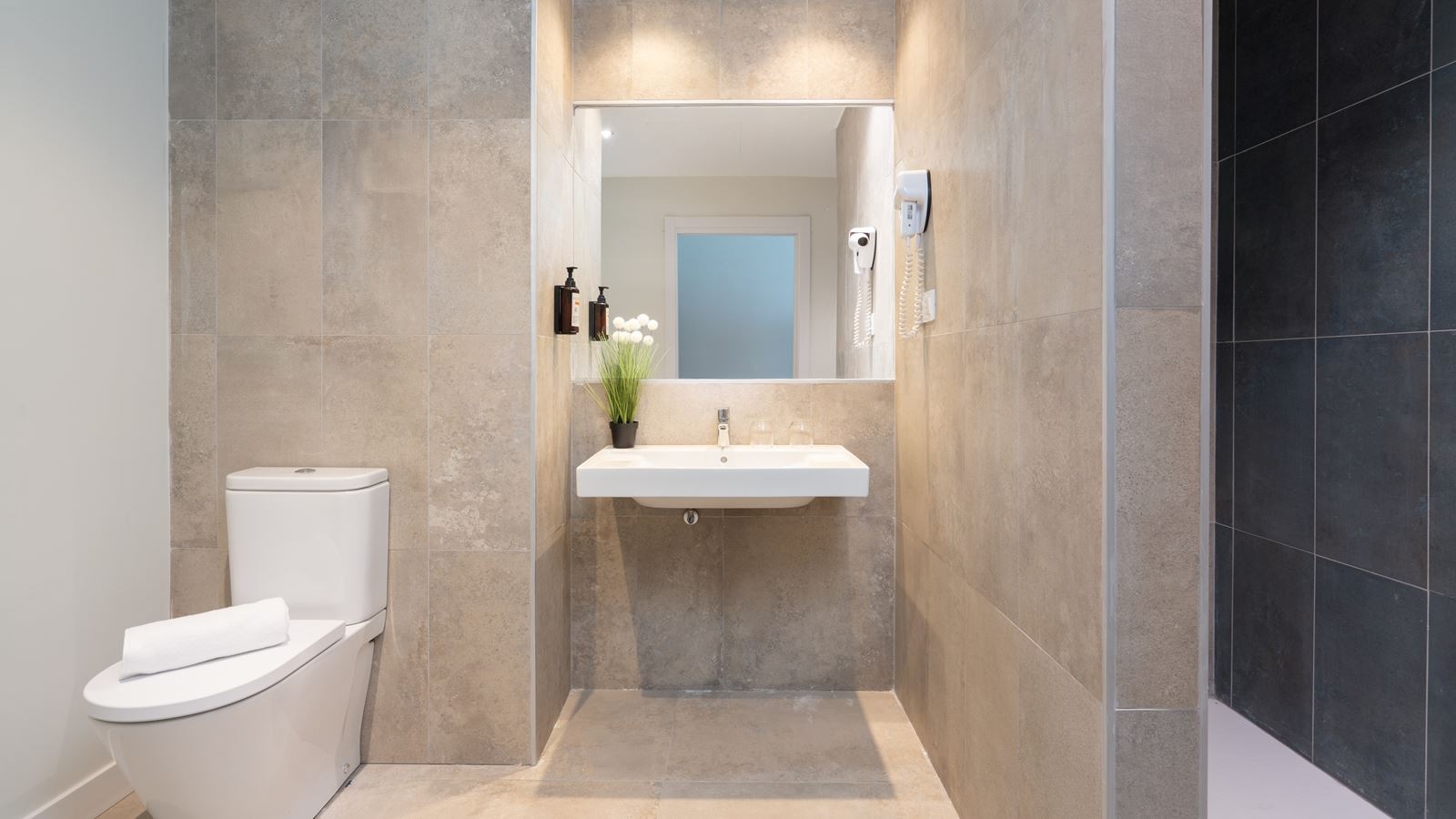 rooms-double-deluxe-room-with-balcony-or-terrace-dxe