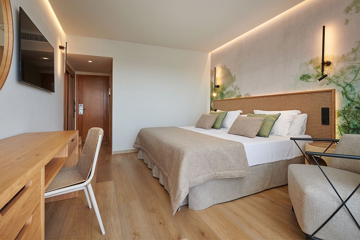 rooms-double-standard-room-balcony-or-terrace