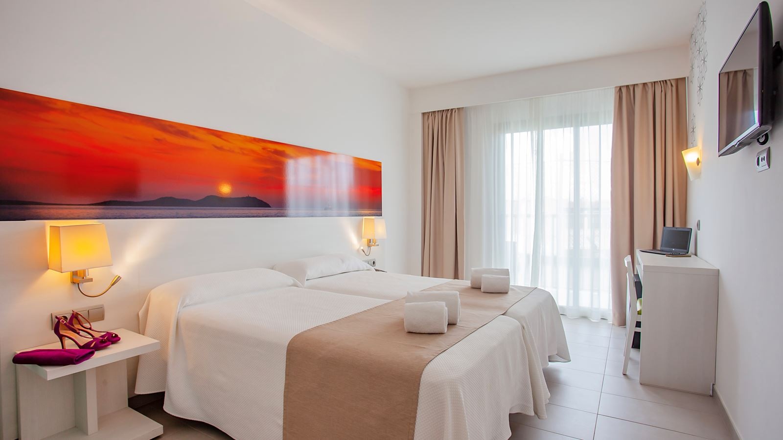 rooms-superior-twin-room