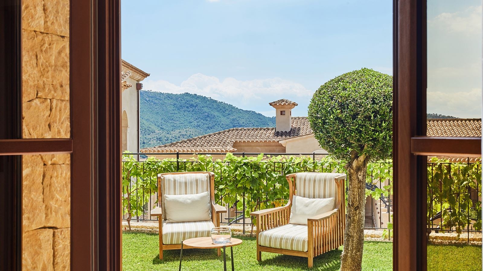 rooms-grand-suite-garden