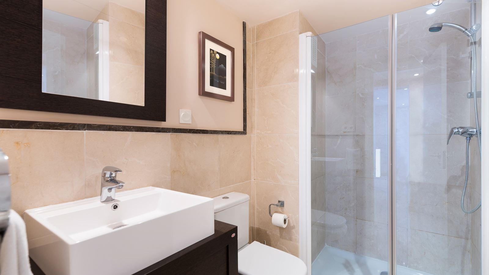 rooms-2l--2-bedrooms-apartment-side-sea-view