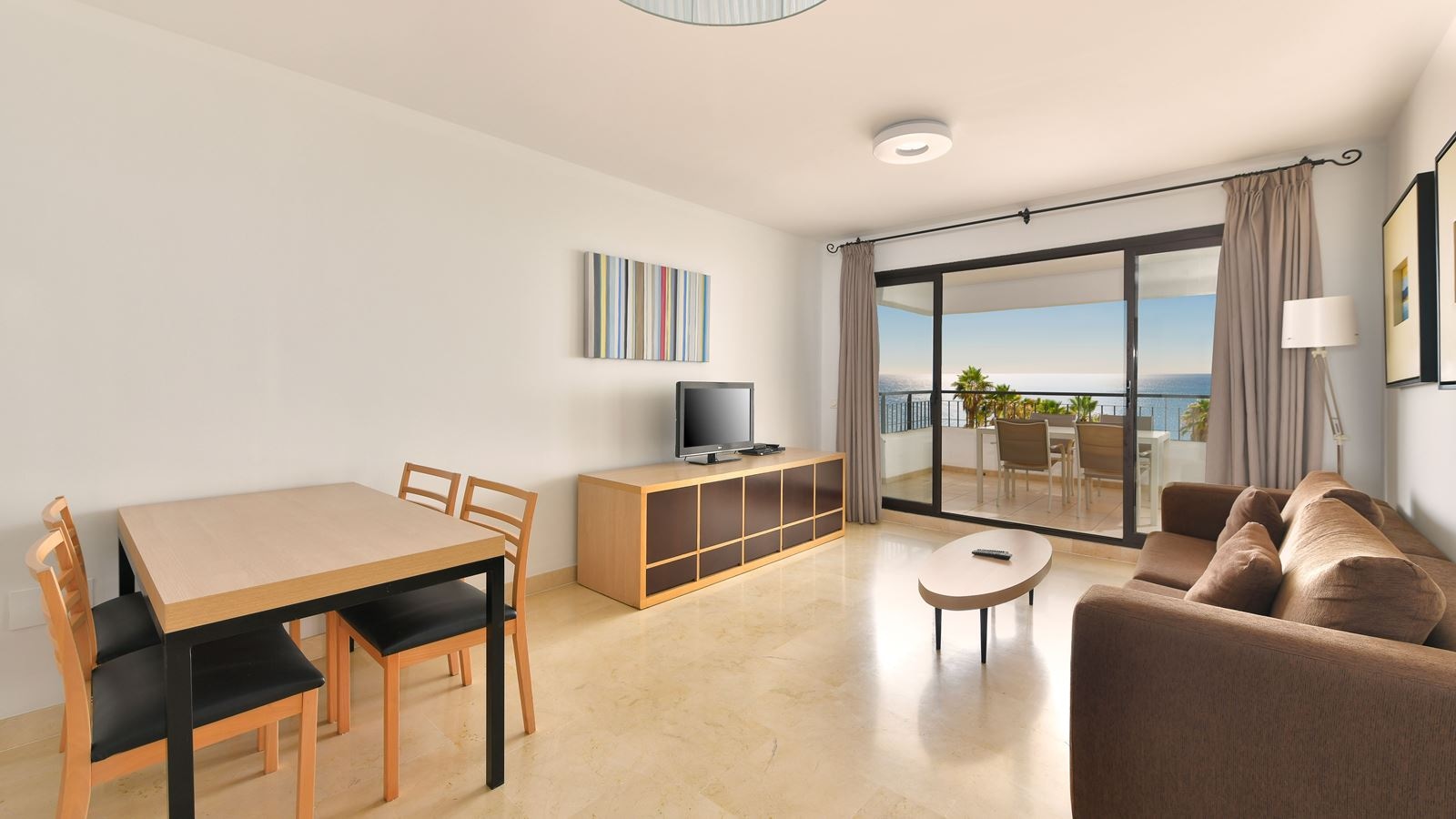 rooms-2v-2-bedrooms-apartment-sea-view