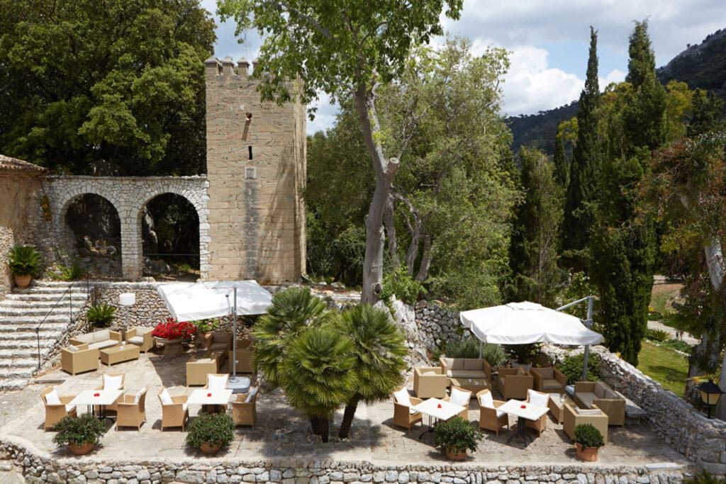 general-main-building