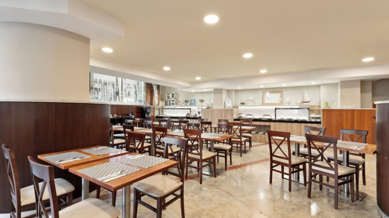 restaurants-main-restaurant