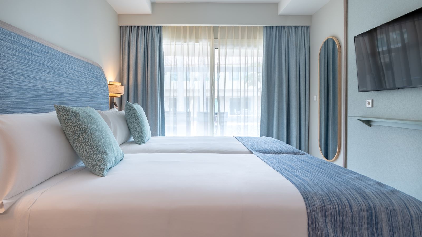 rooms-premier-kids-suite