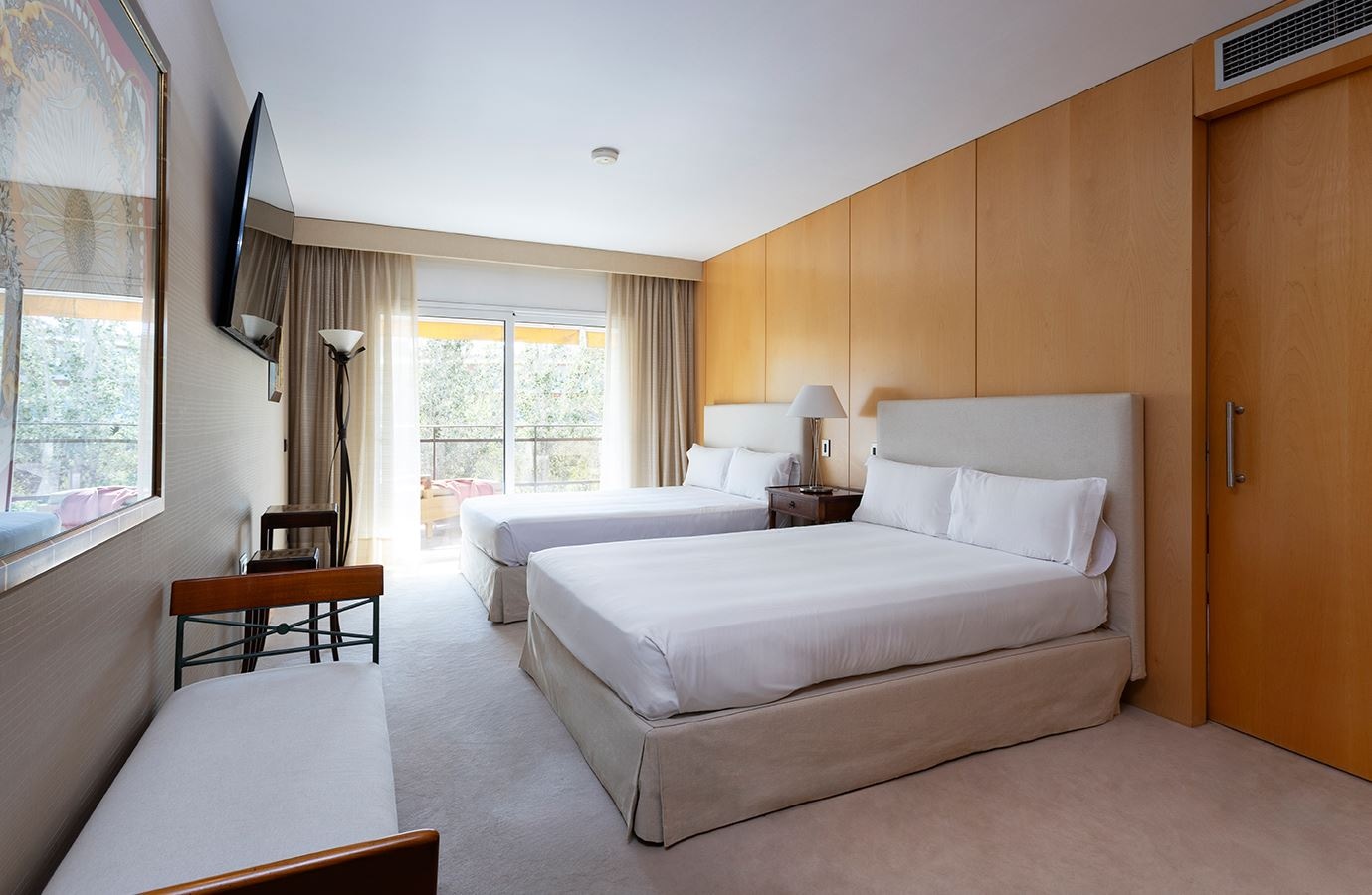 rooms-apartment-one-bedroom