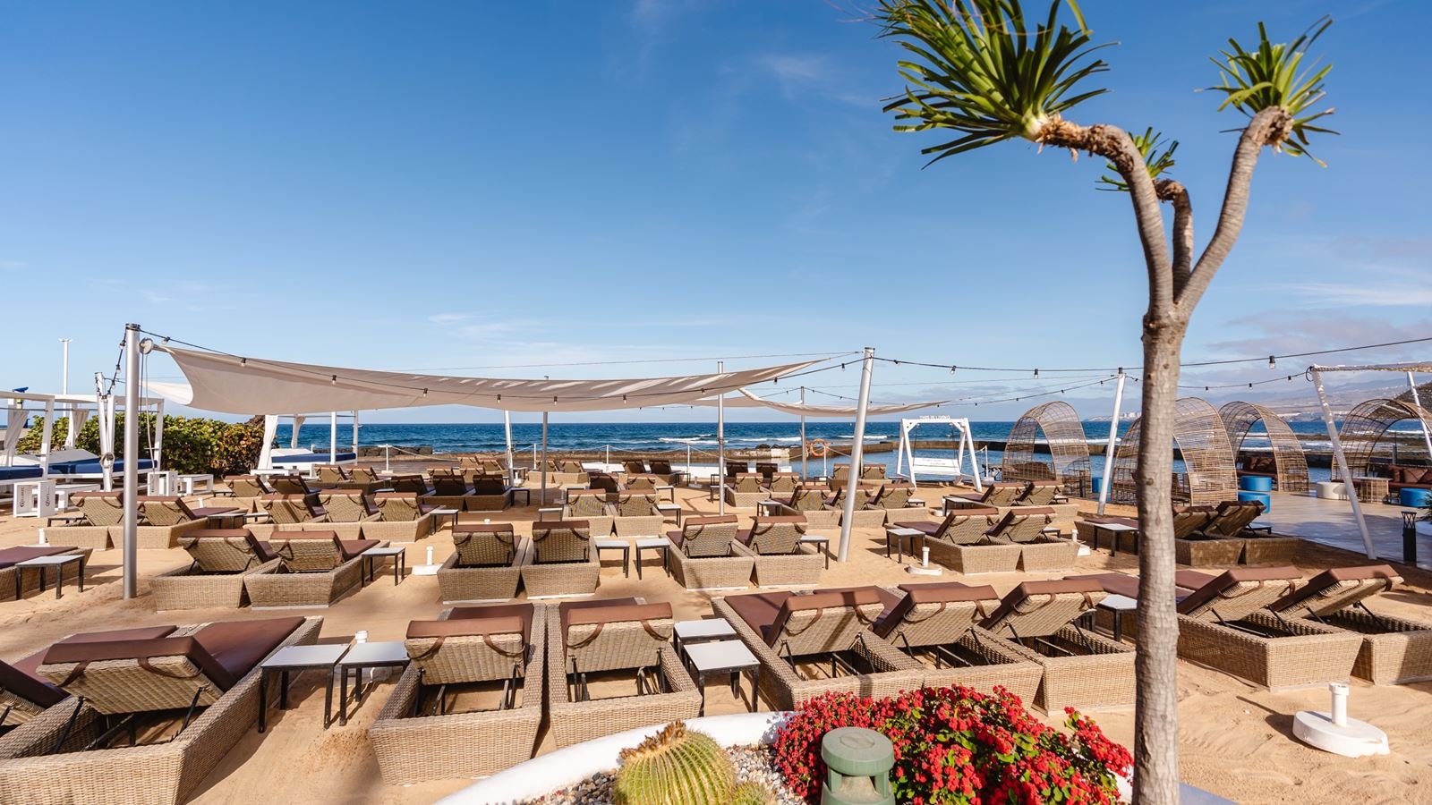 restaurants-o-a-b-e-a-c-h-c-l-u-b