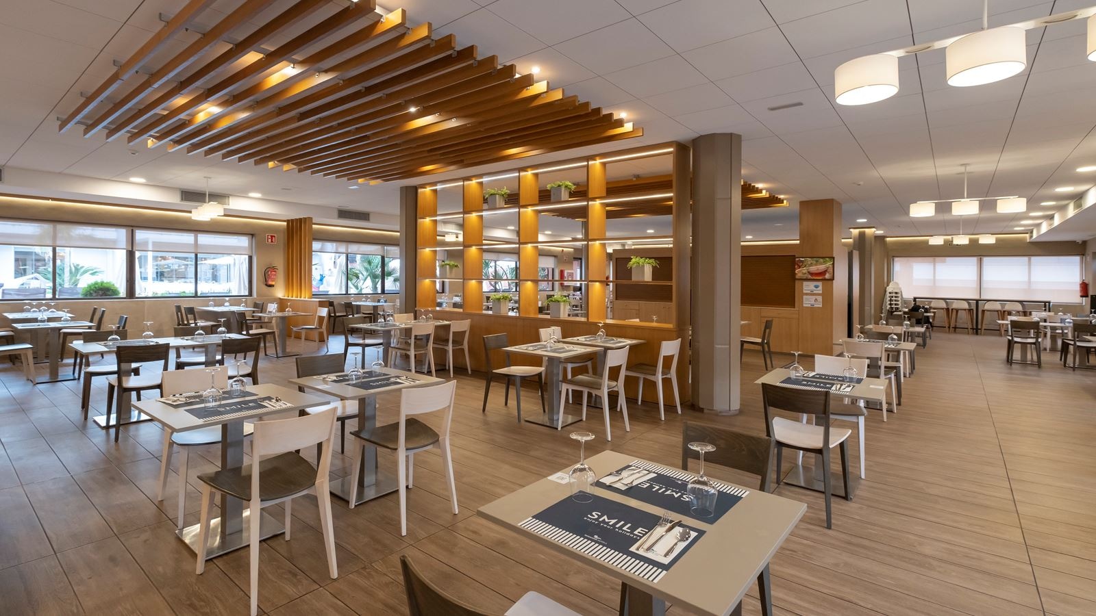 restaurants-main-restaurant