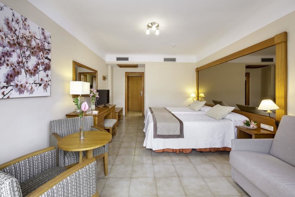 rooms-family-room-with-balcony-or-terrace