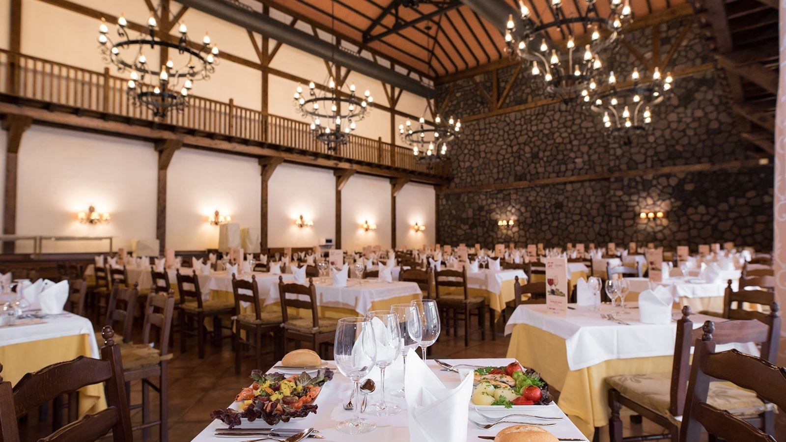 restaurants-buffet-restaurant