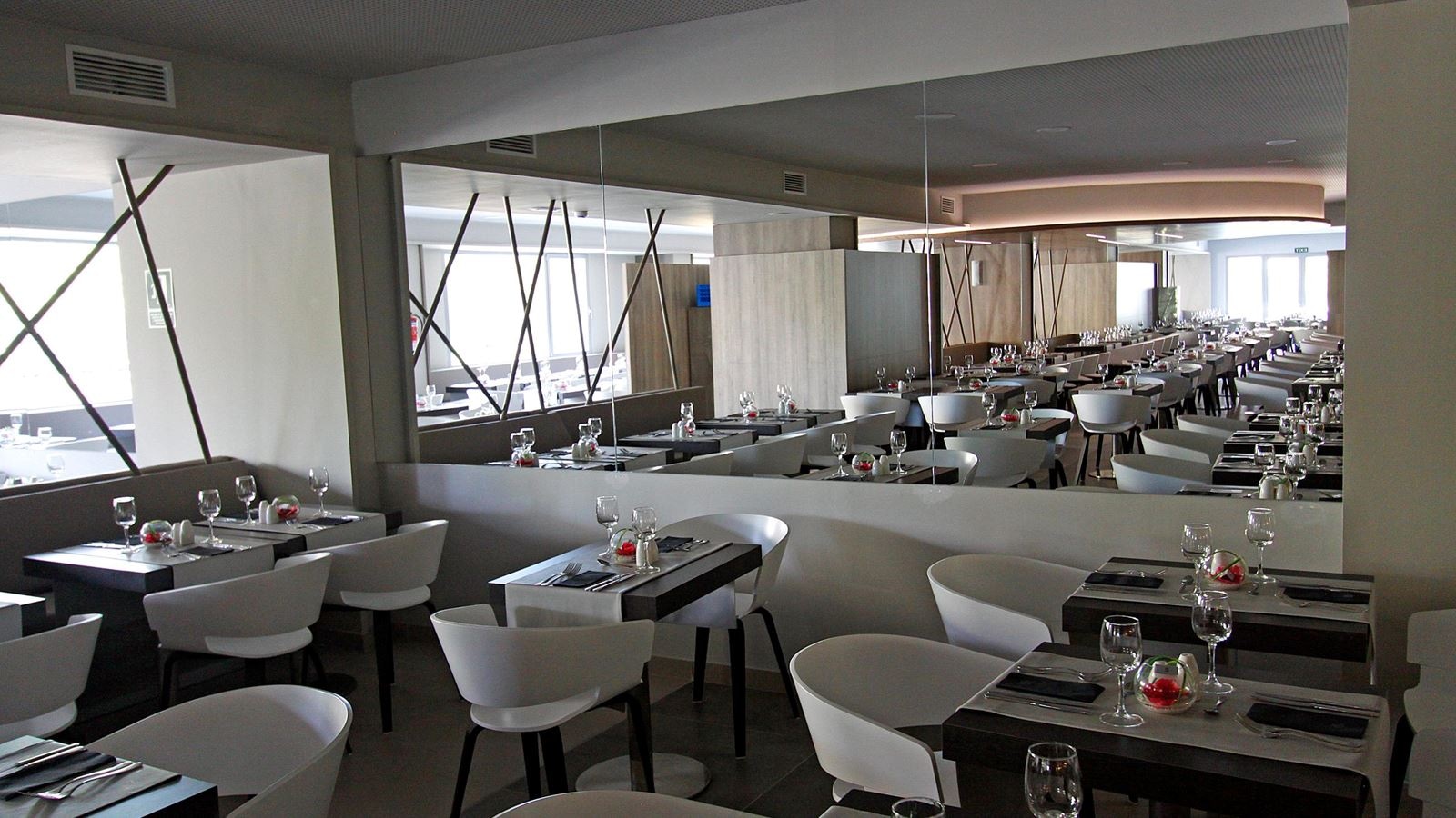 restaurants-hotel-restaurant