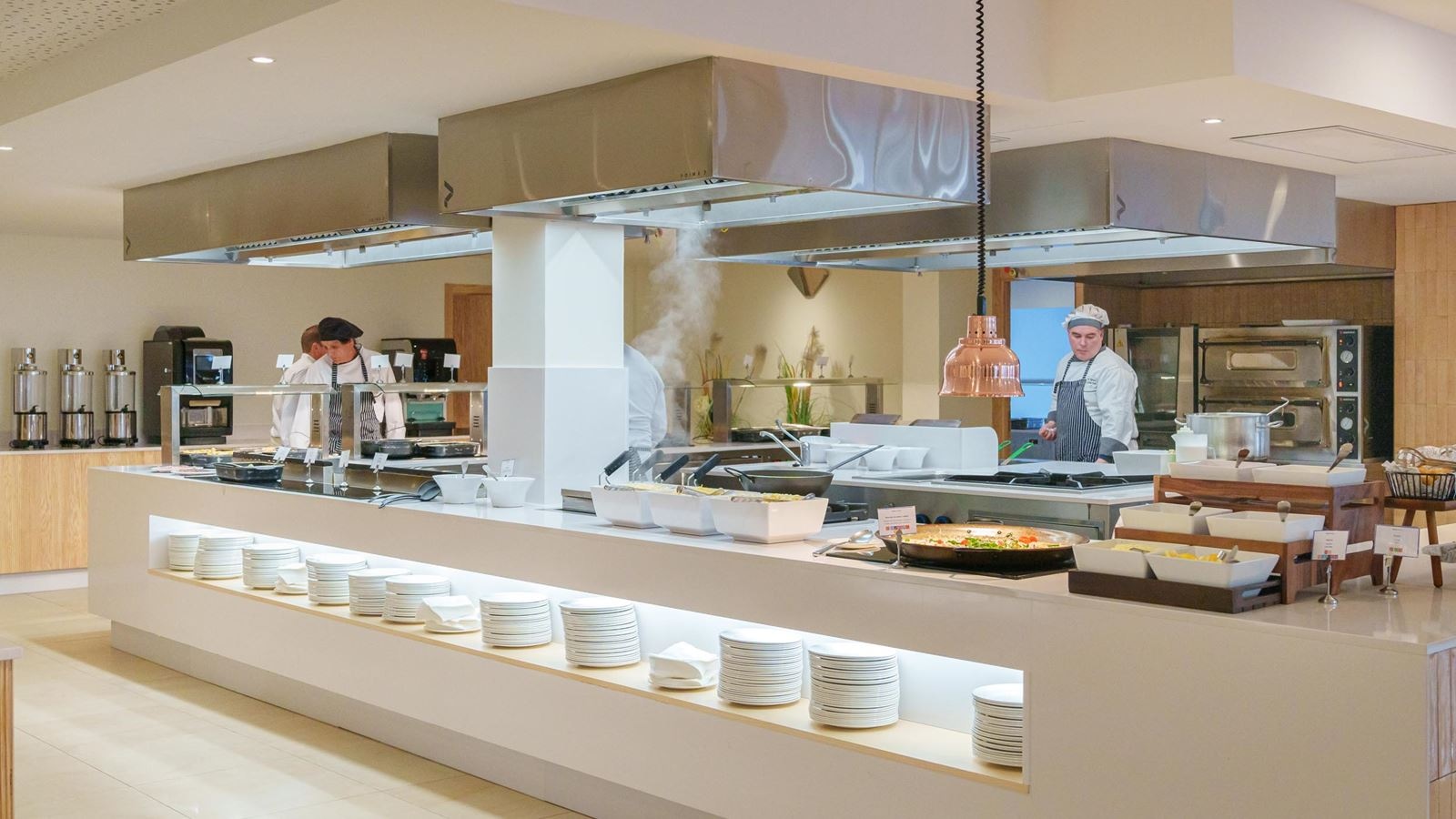 restaurants-dining-room