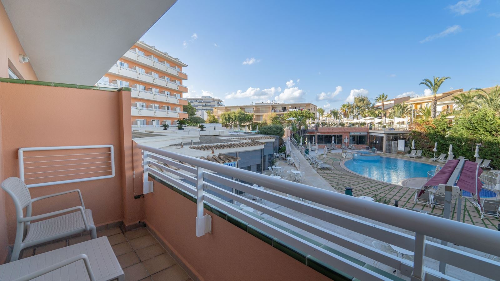 rooms-double-poolview--balcony-or-terrace