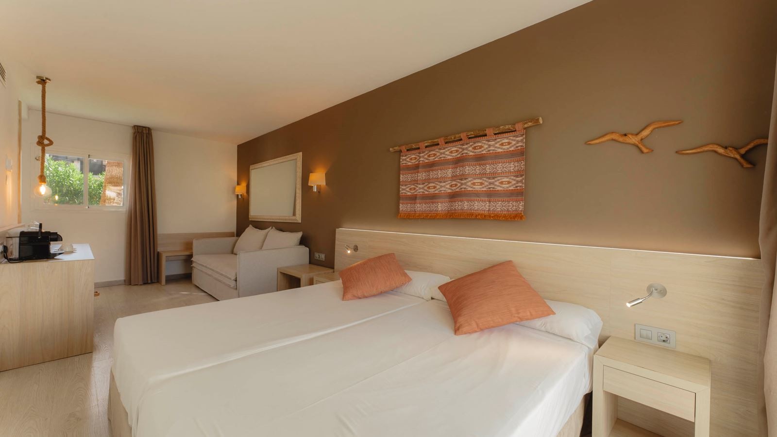 rooms-room-superior-premium-private-garden