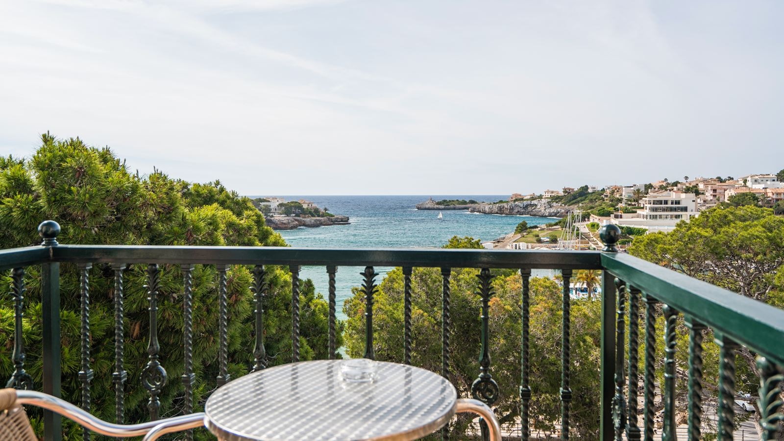 rooms-standard-room-sea-view-balcony-or-terrace