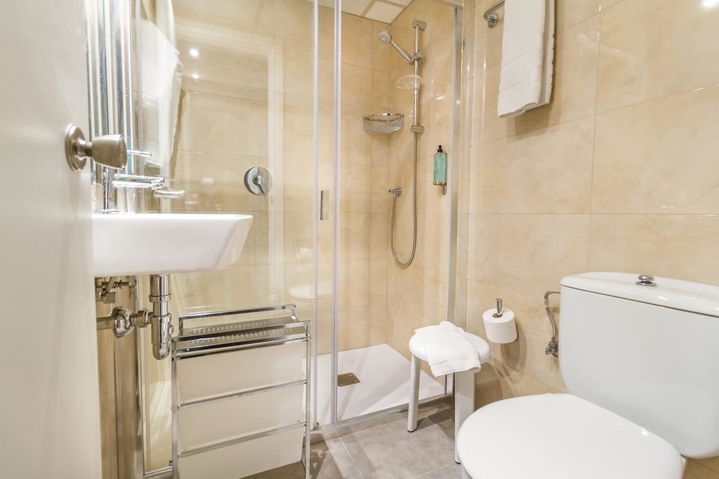 rooms-double-standard-room-balcony-or-terrace