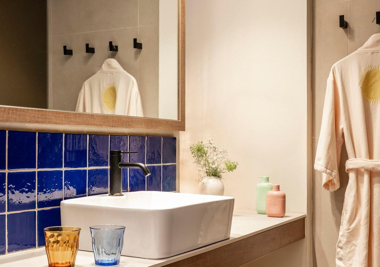 rooms-junior-suite-zel-garden-view