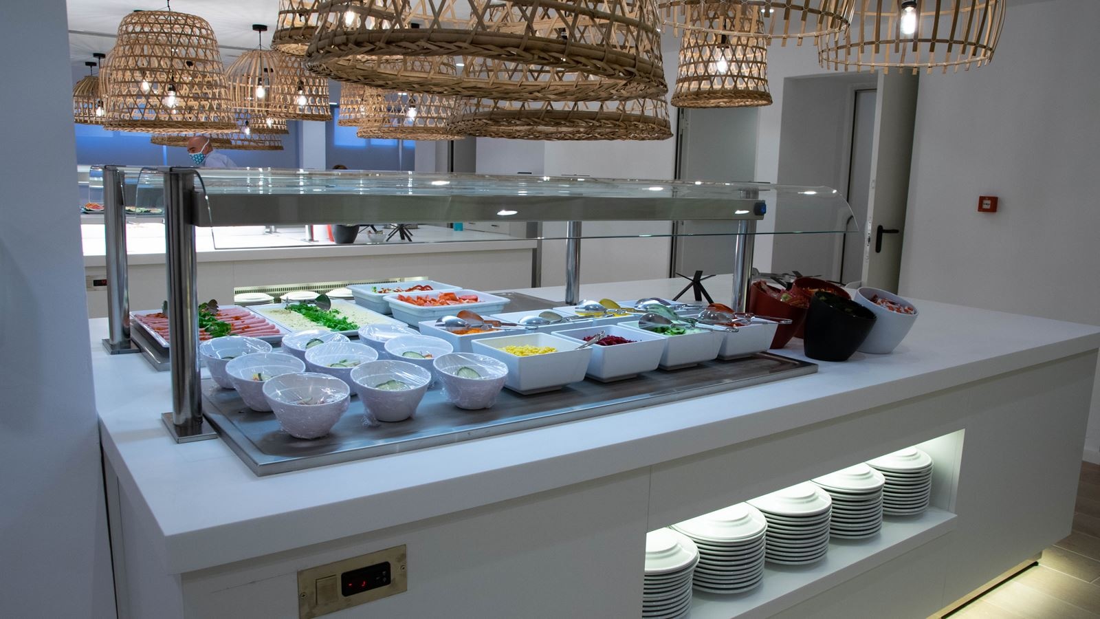 restaurants-restaurant