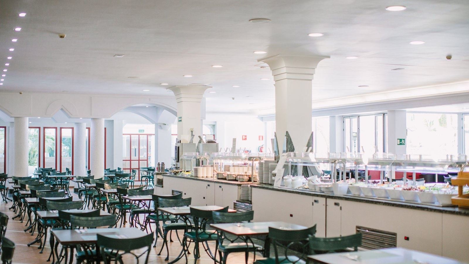 restaurants-buffet-restaurant