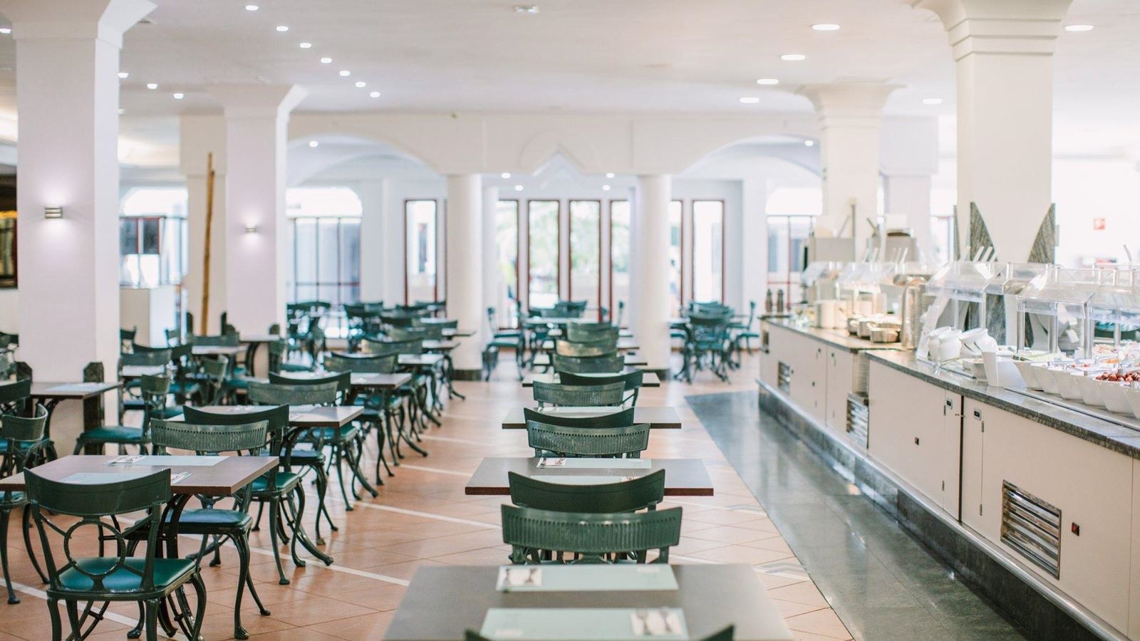 restaurants-buffet-restaurant