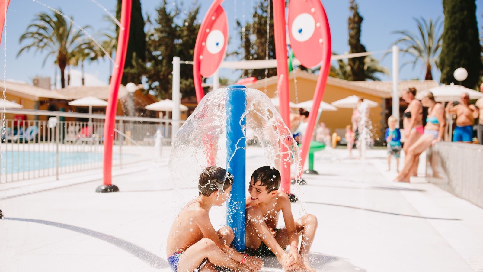pools-outdoor-childrens-pool