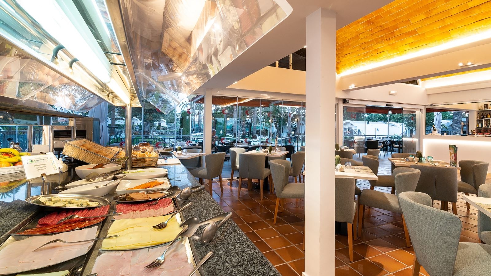 restaurants-main-restaurant