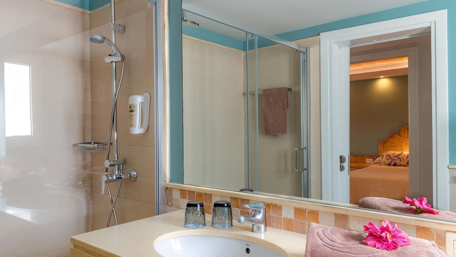 rooms-two-bedroom-superior-bungalow-balcony-or-terrace