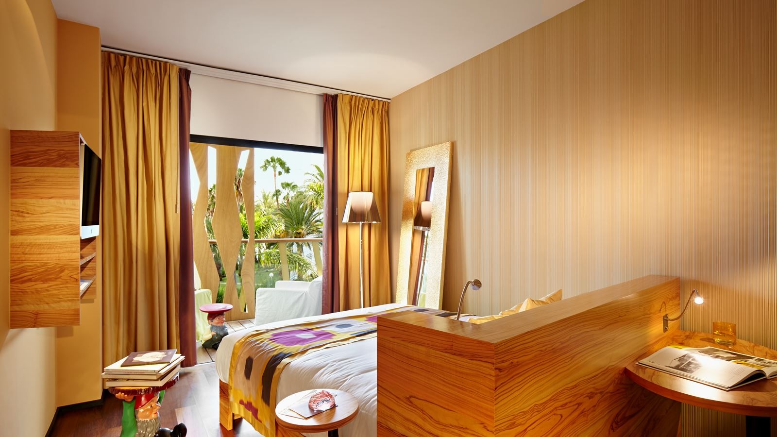 rooms-economy-deluxe-double-garden-view-or-ocean-side