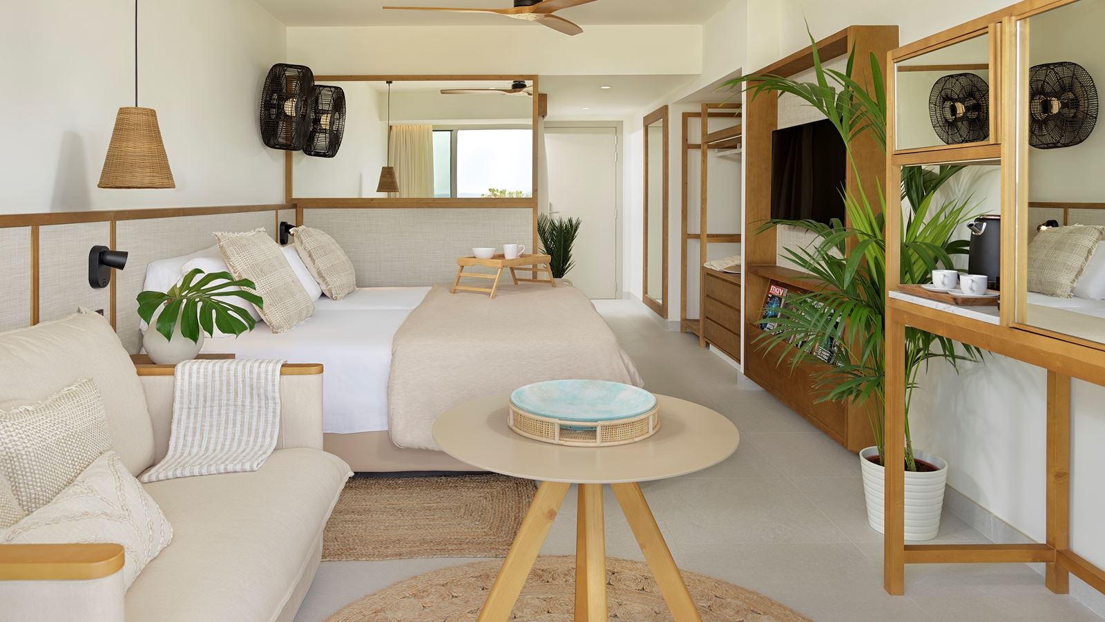 rooms-double-premium-sea-view-balcony