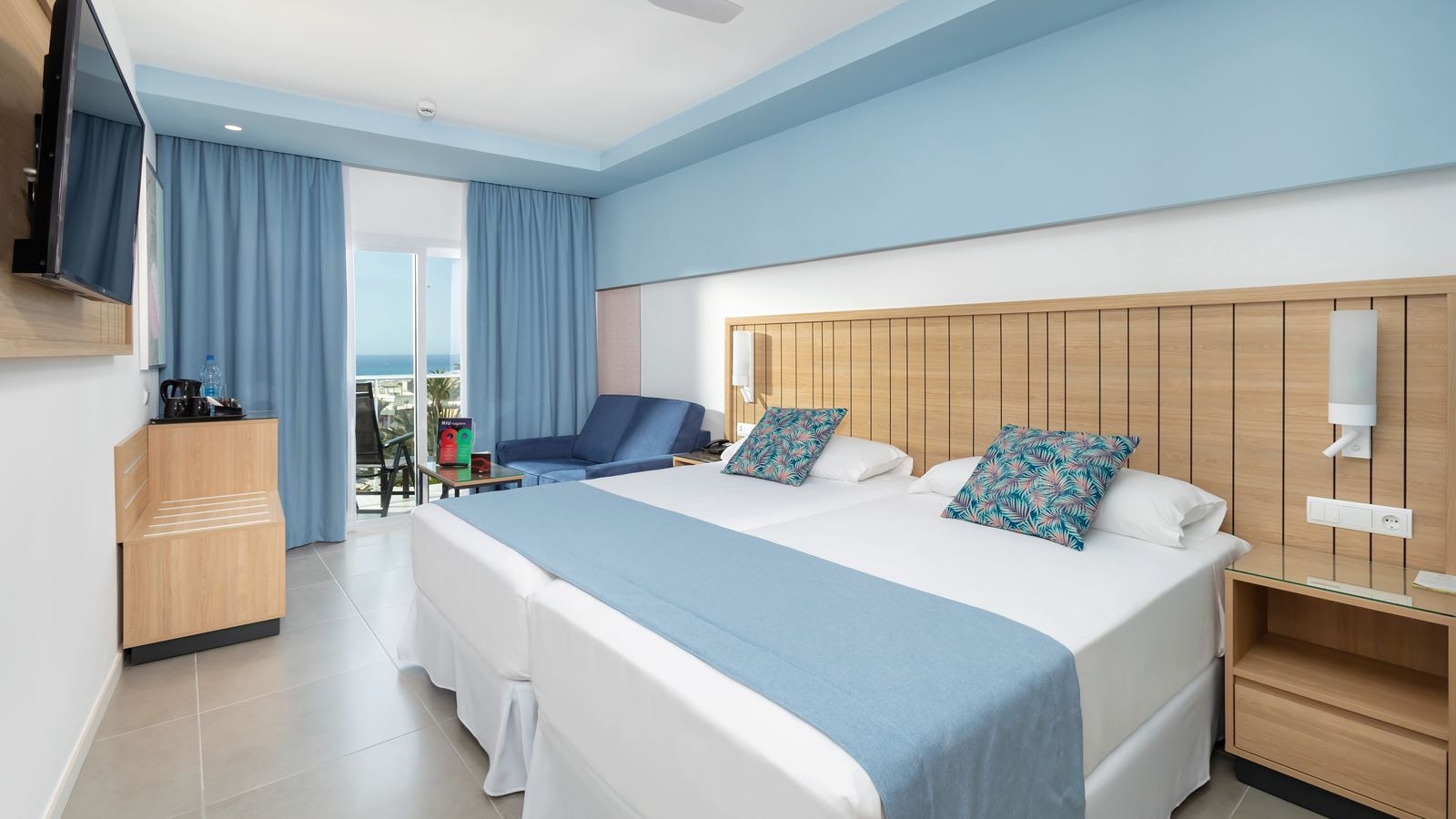 rooms-double-room-sea-view-balcony-or-terrace