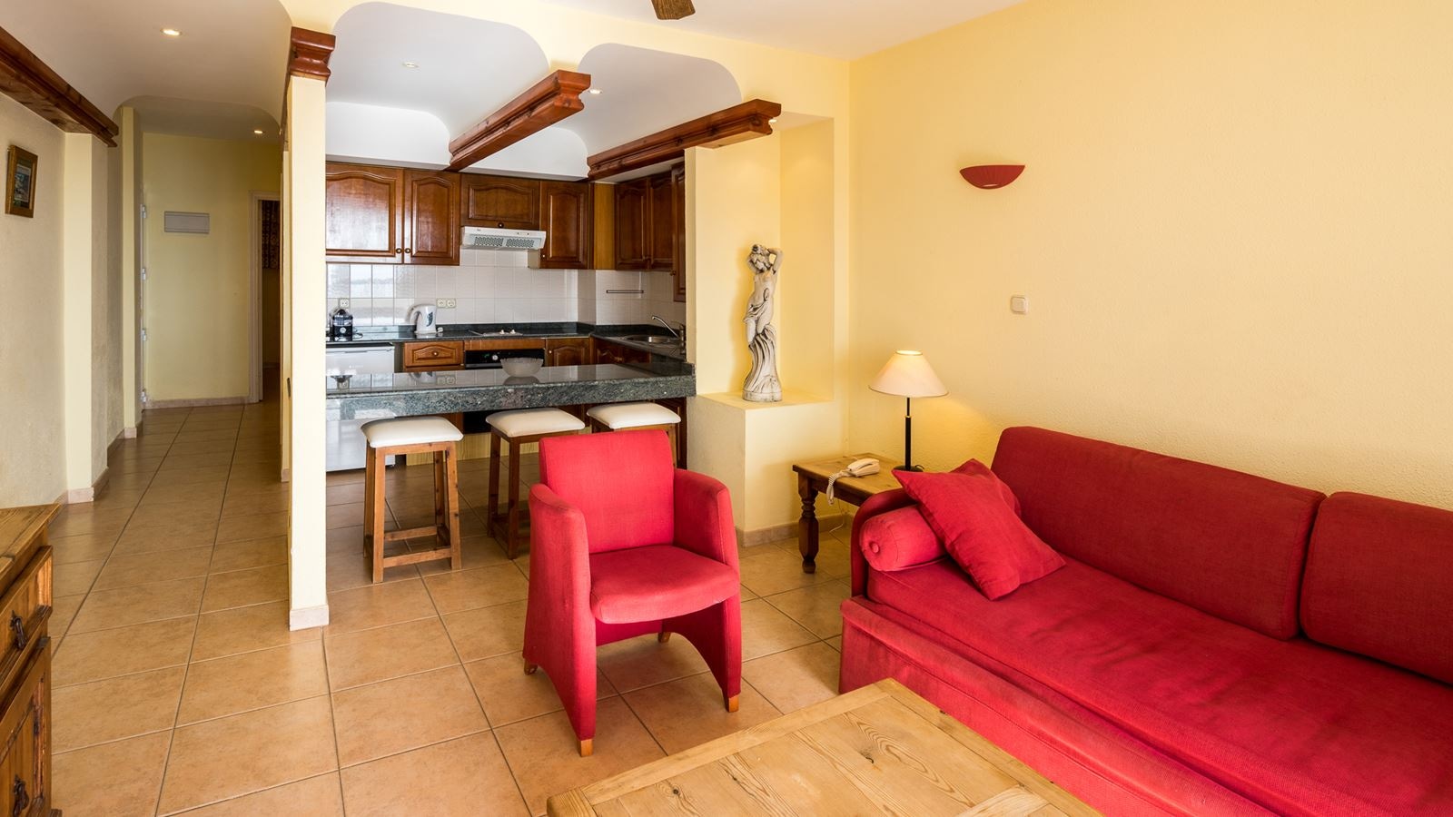 rooms-apartment-1-bedroom--sea-view-balcony-or-terrace