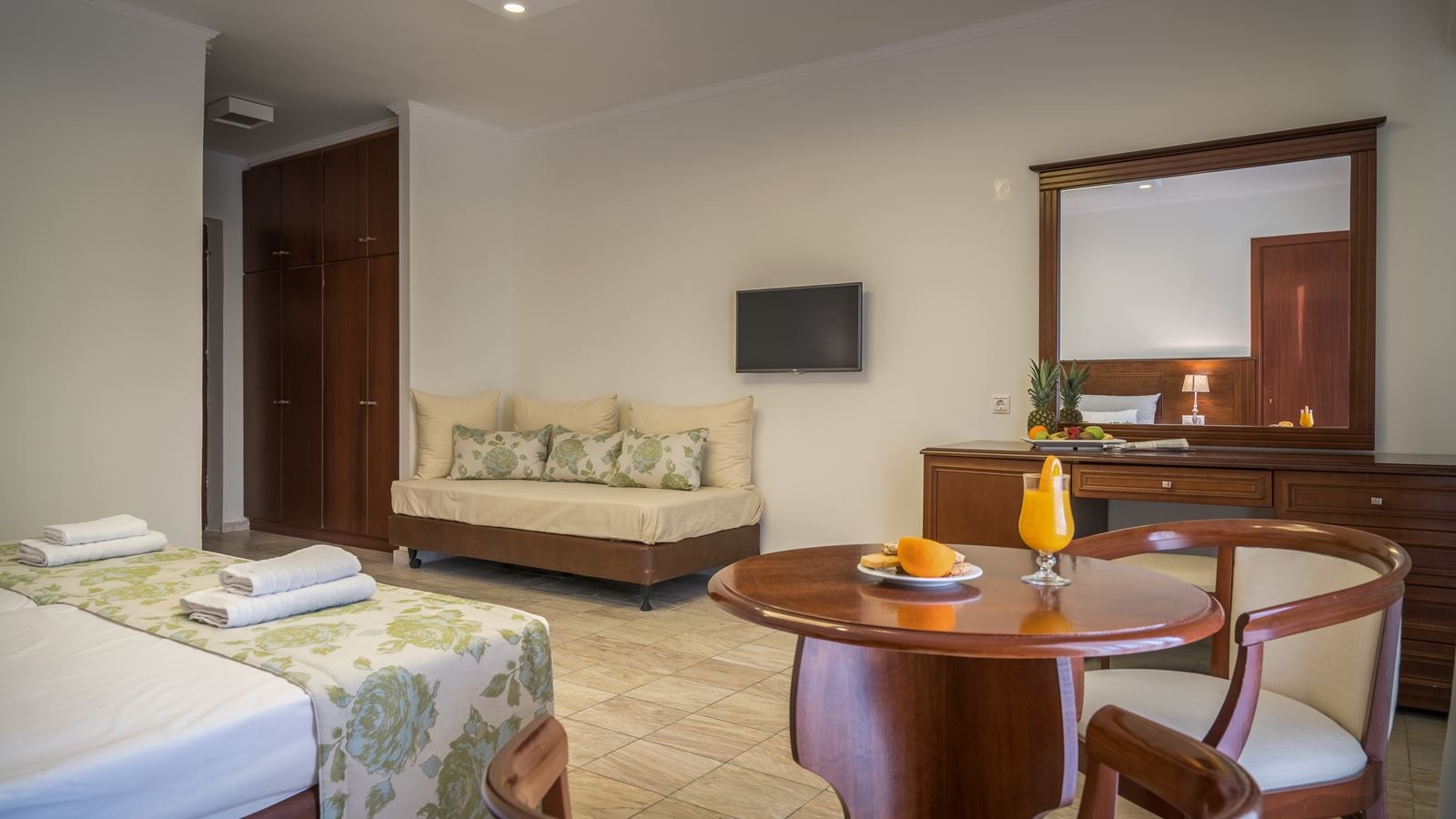 rooms-premium-room-swim-up