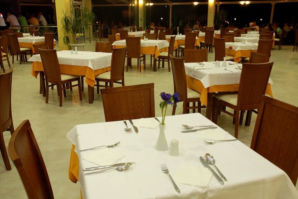restaurants-main-restaurant