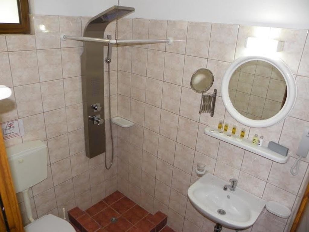 rooms-studio-with-kitchenette