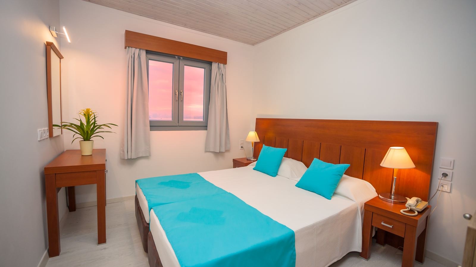 rooms-one-bedroom-apartment