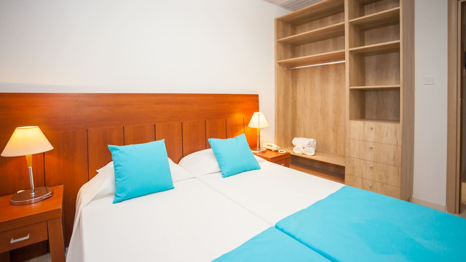 rooms-one-bedroom-apartment