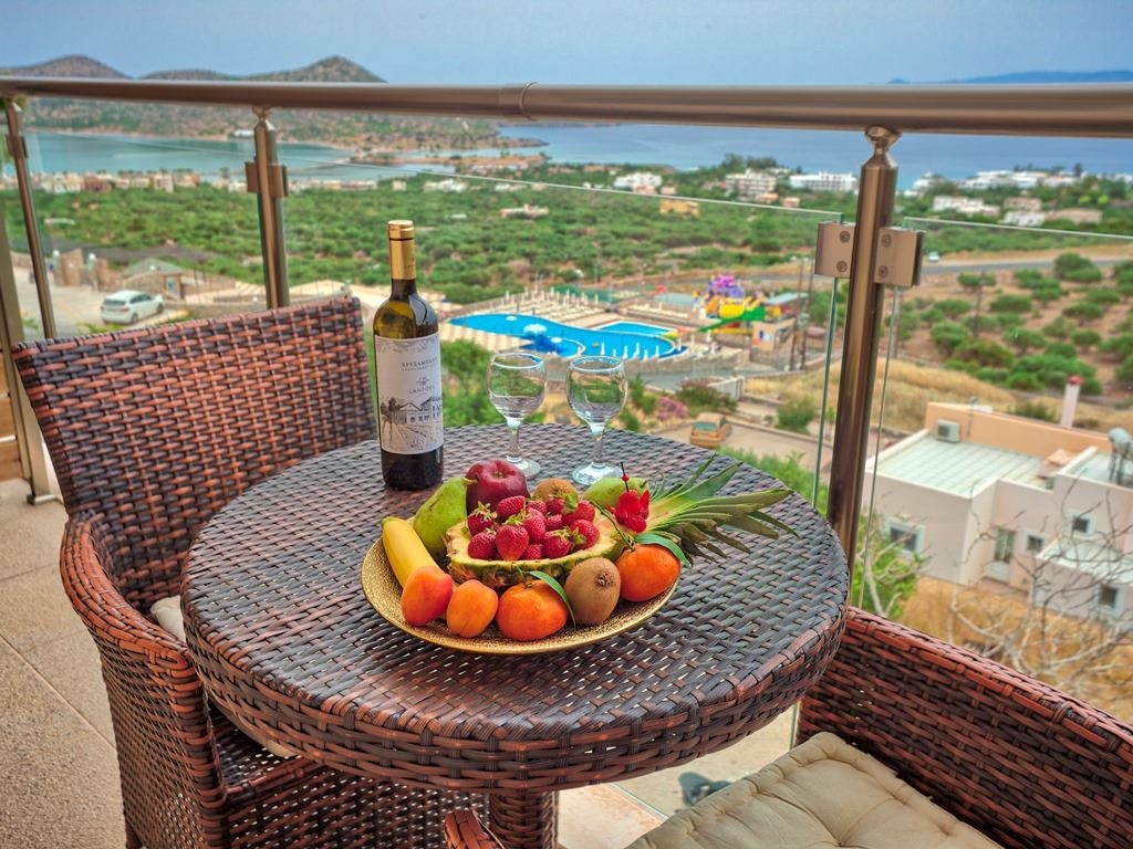 rooms-family-apartment