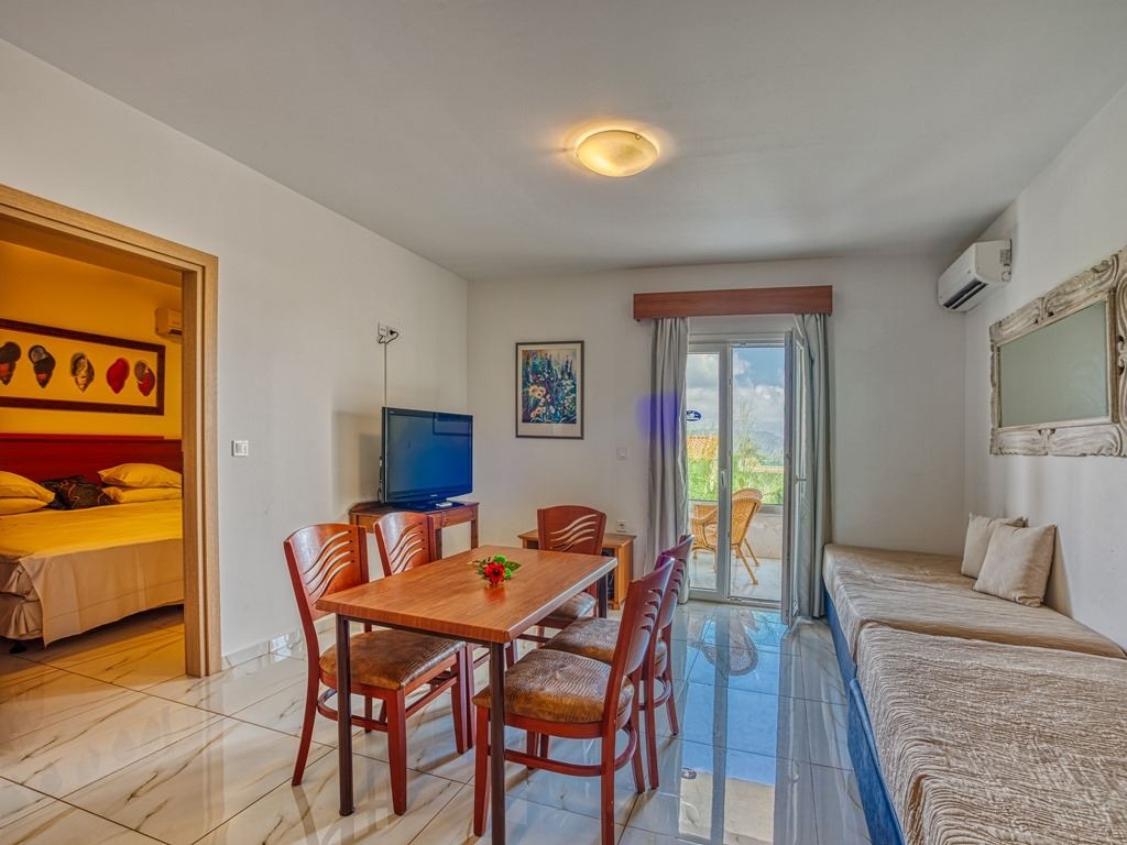 rooms-grand-two-bedroom-family-apartment