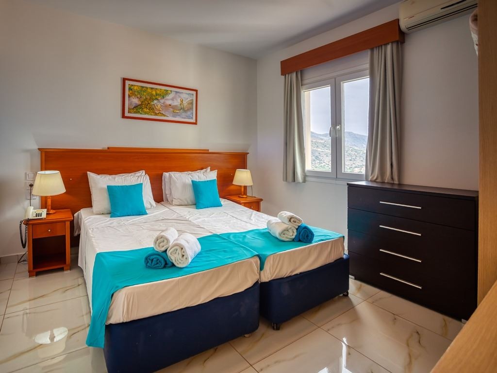 rooms-grand-two-bedroom-family-apartment