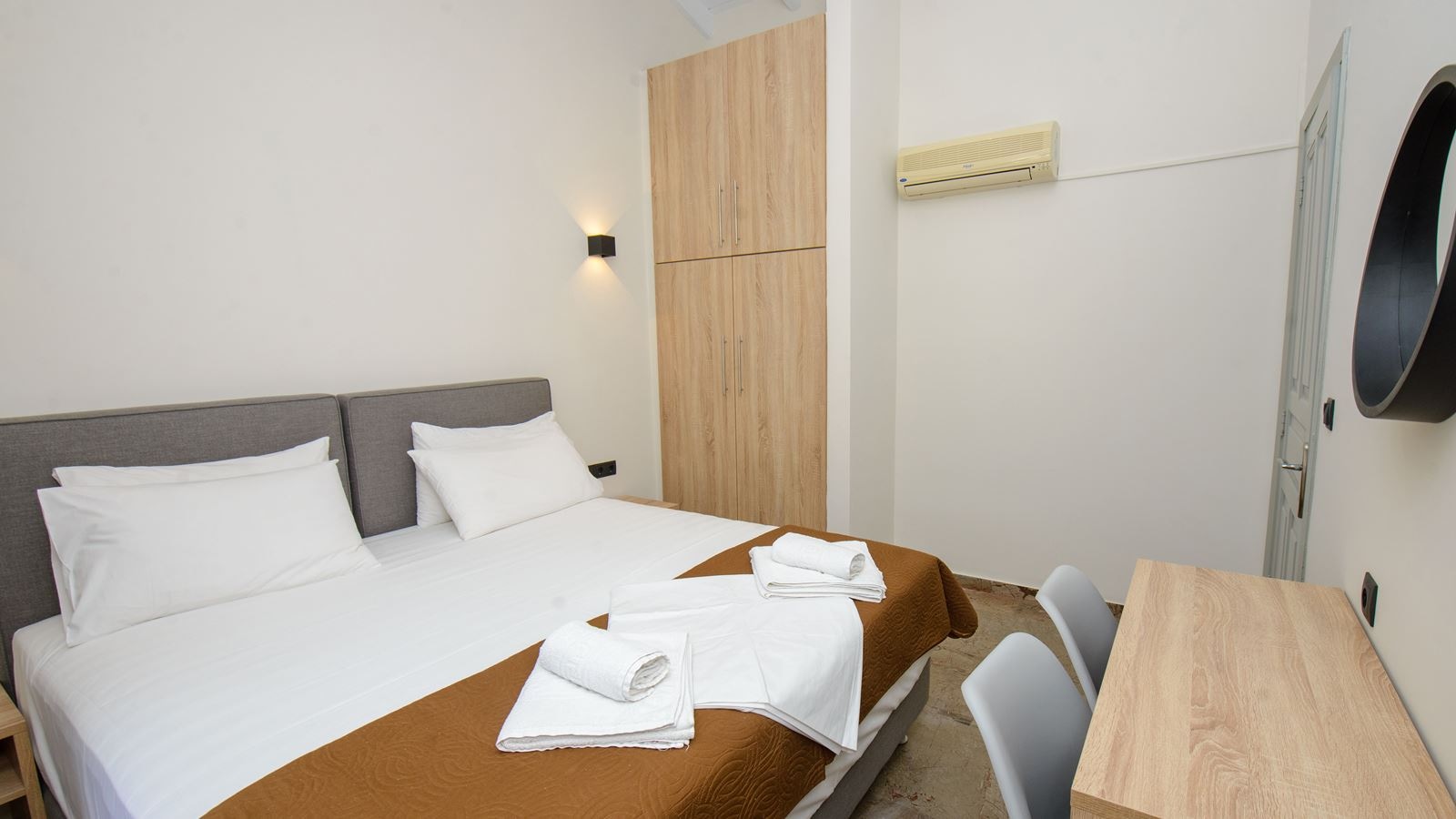 rooms-1-bedroom-apartments