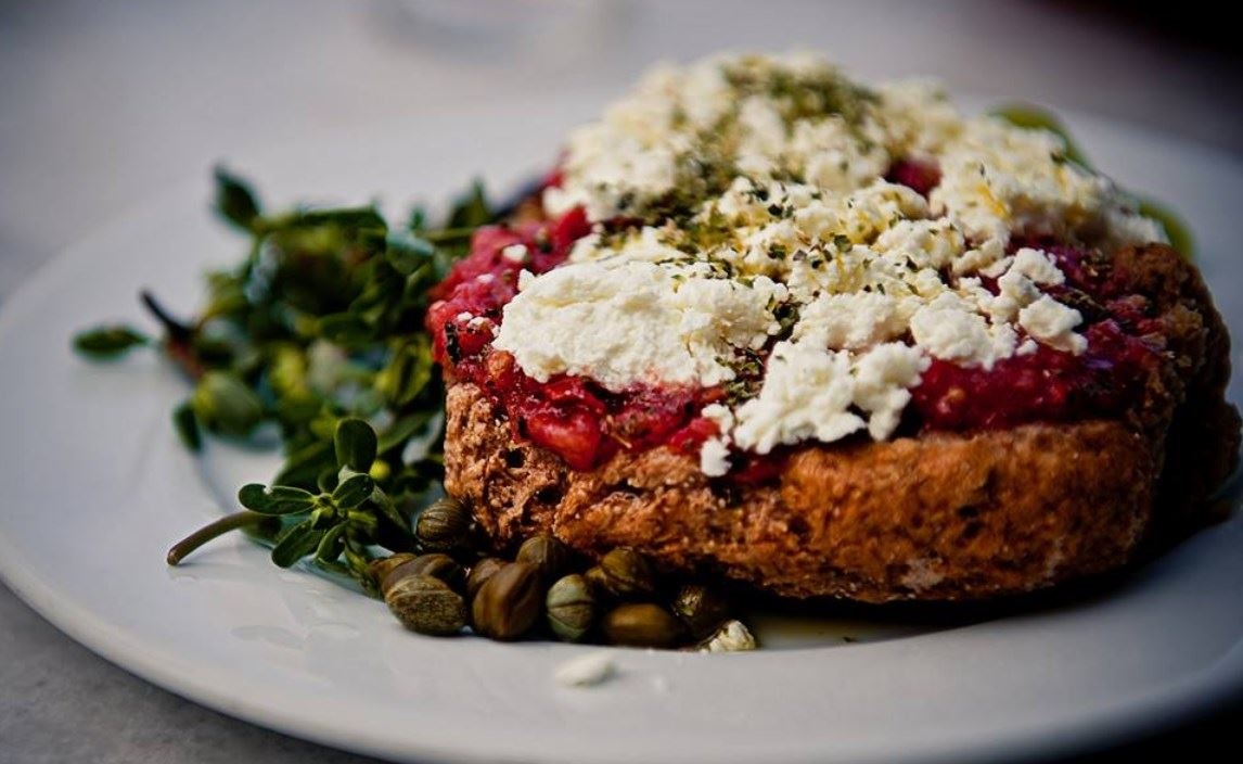 restaurants-faedra-beach-restaurant