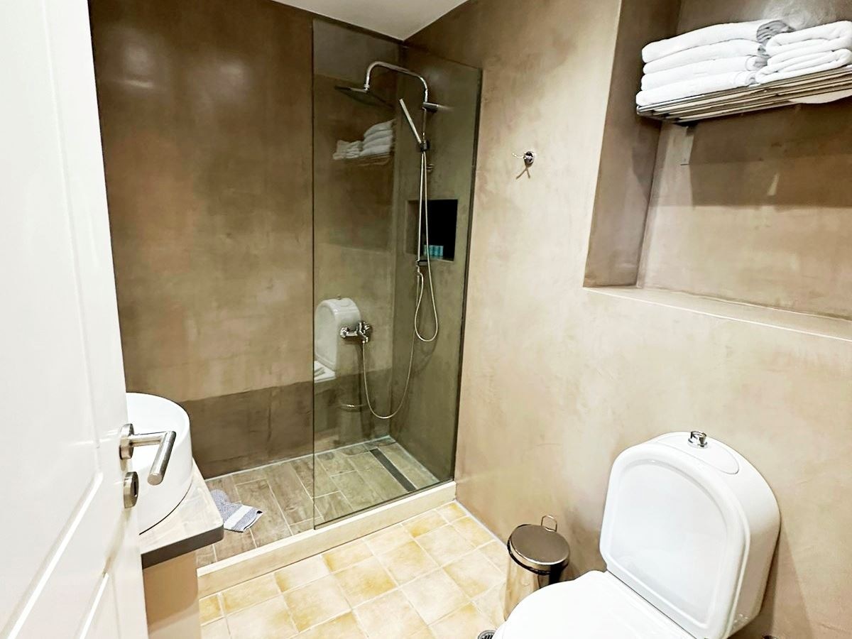 rooms-suite-junior-2-rooms