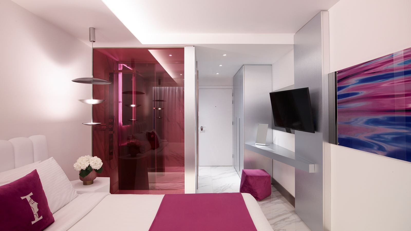 rooms-silver-singleuse-land-view