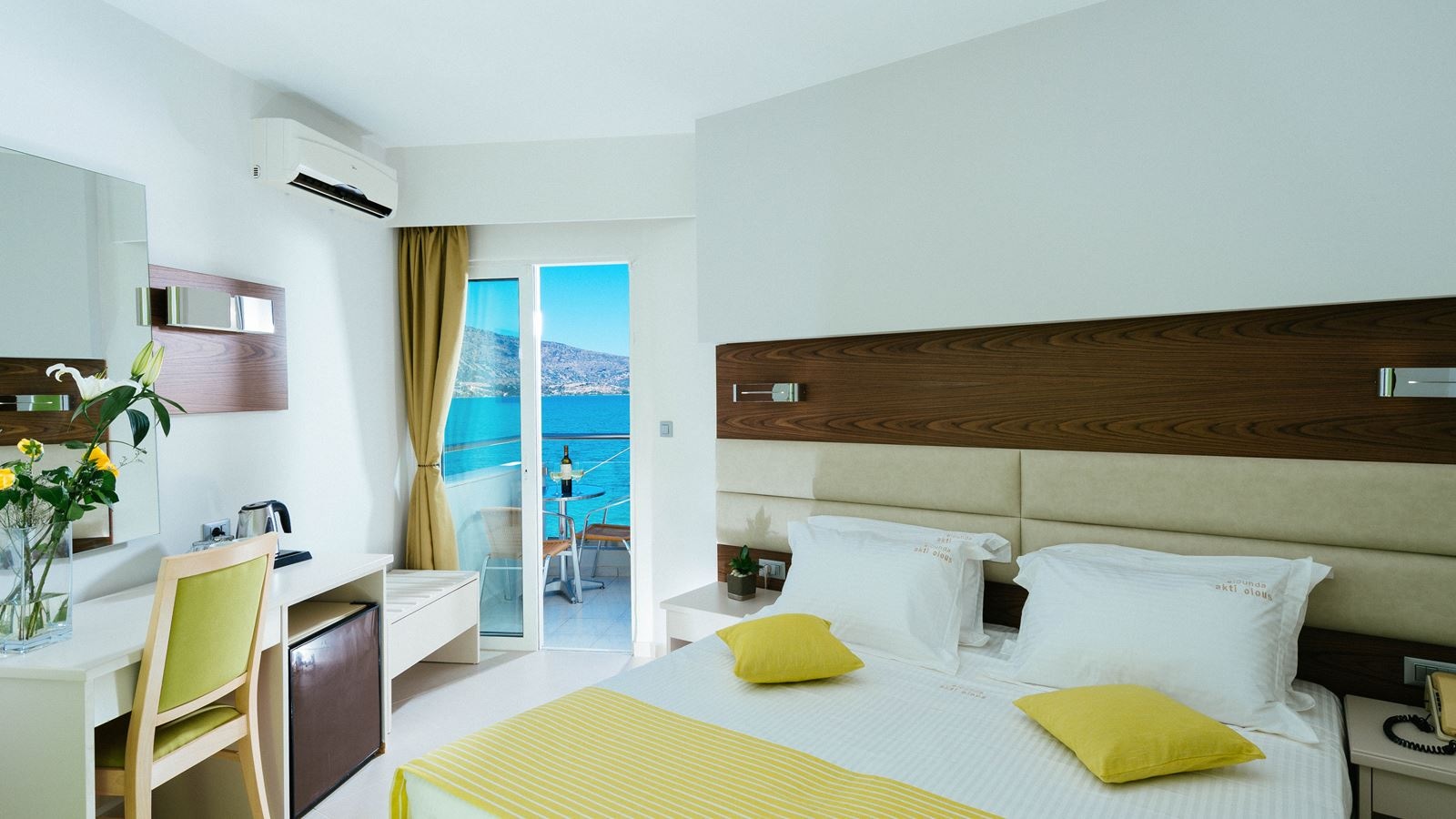rooms-side-sea-view-double-room